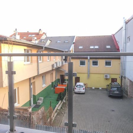Premium City Centre Bedrooms Prešov Eksteriør bilde